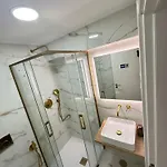 Aeroporto Apartment Lisbon