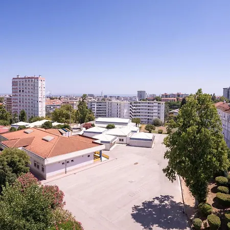 Апартаменты Aeroporto Лиссабон