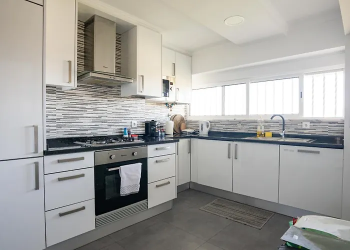 Aeroporto Apartment *